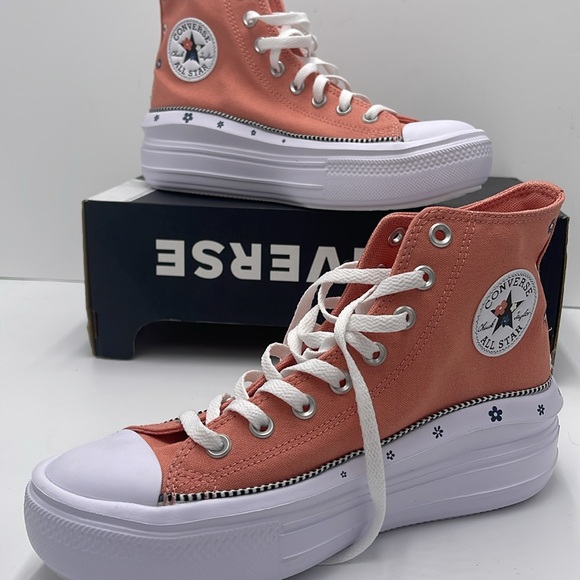 Converse Women's Pink High-Top Platform CONVERSE *
A14266C
CTAS MOVE HI - Picture 14 of 16